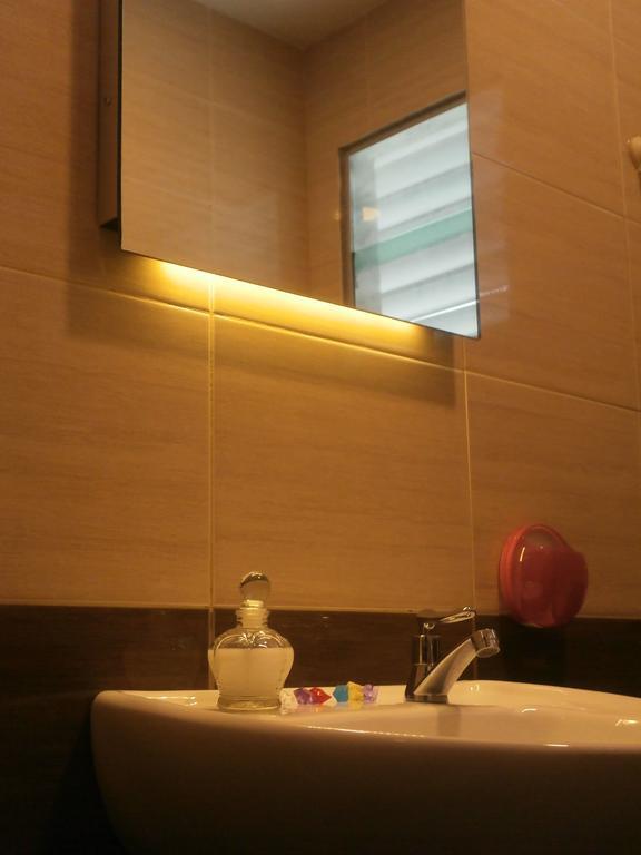 F.M Guesthouse Kampong Darat Tanah Puteh Экстерьер фото